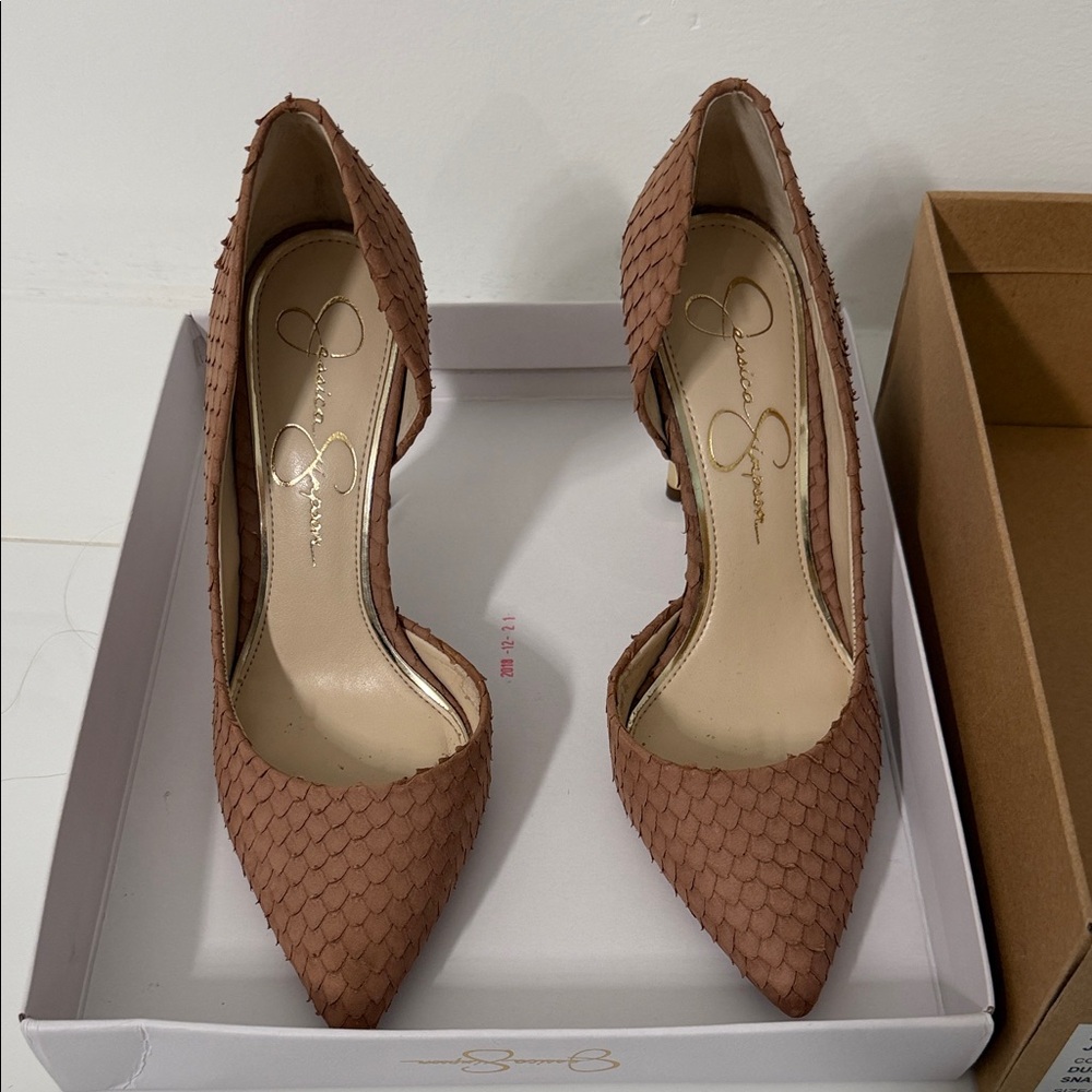 Jessica Simpson Taupe Woven-Texture Pointed-Toe Pumps